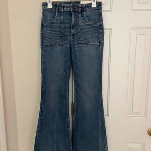 American Eagle Hi-Rise Flare Jeans